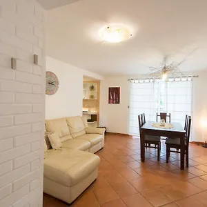  Apartment Roberta