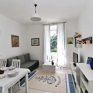  Apartment Manuela